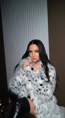 Experience Unforgettable Moments with Natália Explosão Today