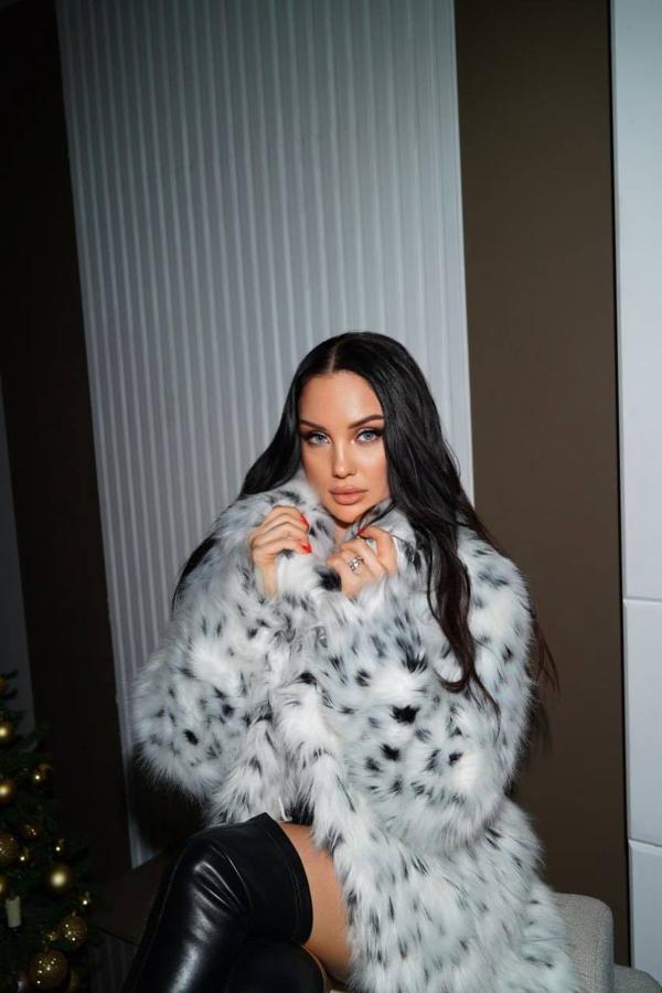 Experience Unforgettable Moments with Natália Explosão Today