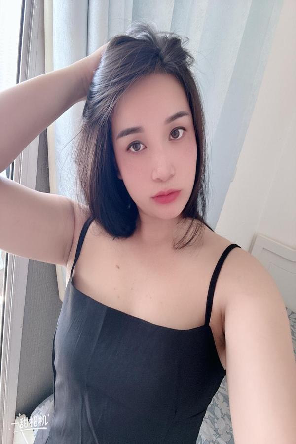 Experience Unforgettable Moments with Lorena Fascínio Tonight 1 Mis Fotos