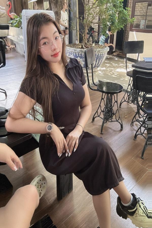 Experience Unforgettable Moments with Talita Exuberante Tonight 2 Mis Fotos