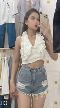 Experience Passion and Adventure with Jéssica Incendiária Tonight