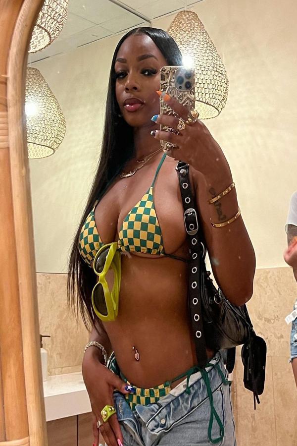 Experience Unforgettable Moments with Carol Brilhante Tonight